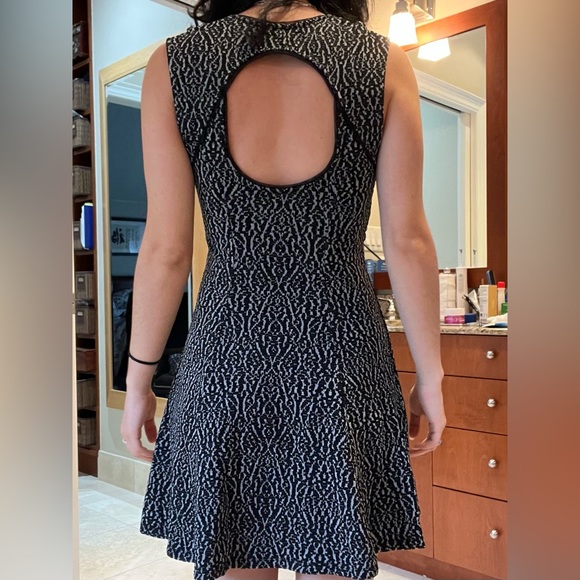 Grey Speckled Silence + Noise Cocktail Dress - Picture 5 of 6